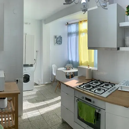Apartament Orange *