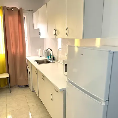 Orange *